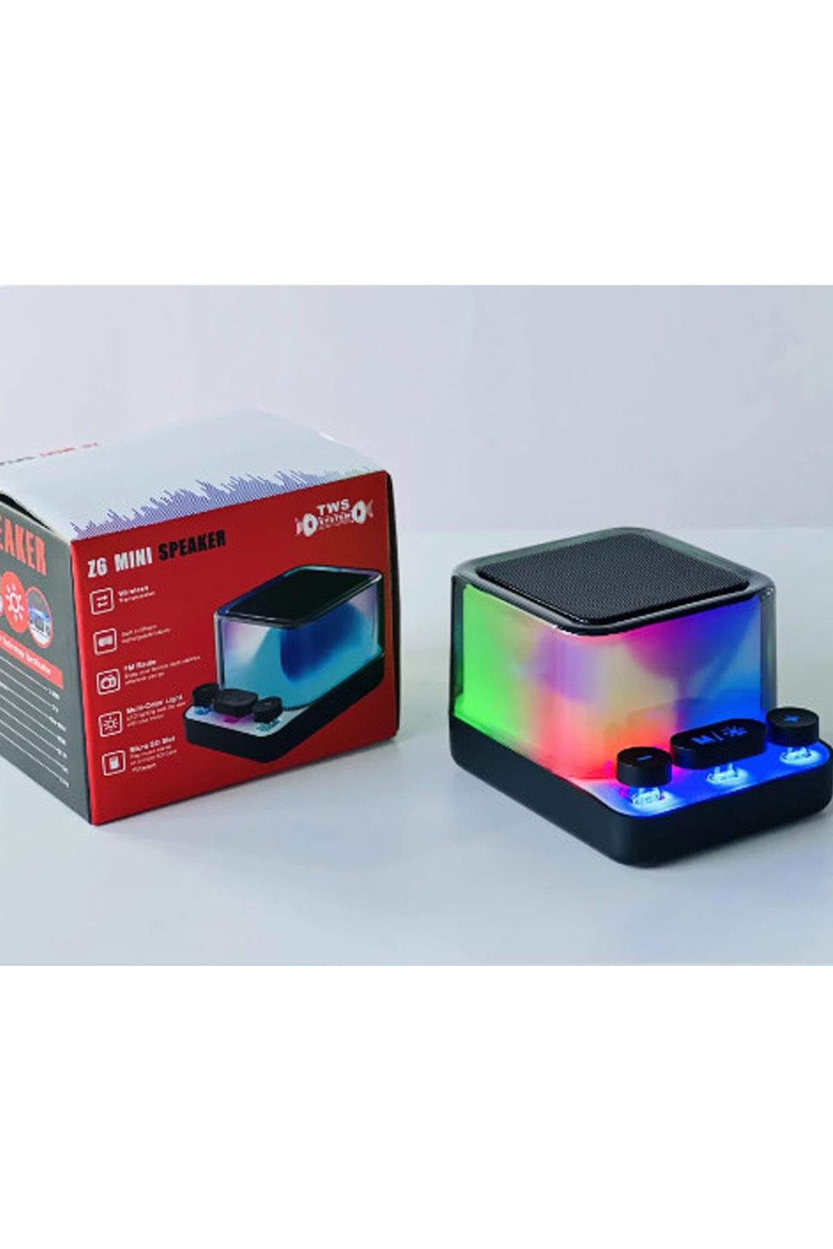 RGB%20Işıklı%20Z6%20Mini%20Ses%20Bombası%20Radyolu%20Usb%20Sd%20Girişli%20Yeni%20Şeffaf%20Klavye%20Tuşlu%20Hoparlör